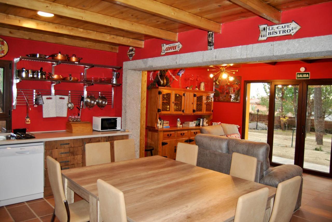 Complejo Casas Rurales Mansiones Y Villas Deluxe Collado Mediano 외부 사진