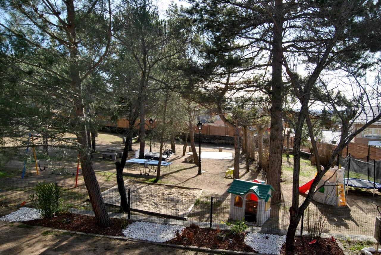 Complejo Casas Rurales Mansiones Y Villas Deluxe Collado Mediano 외부 사진