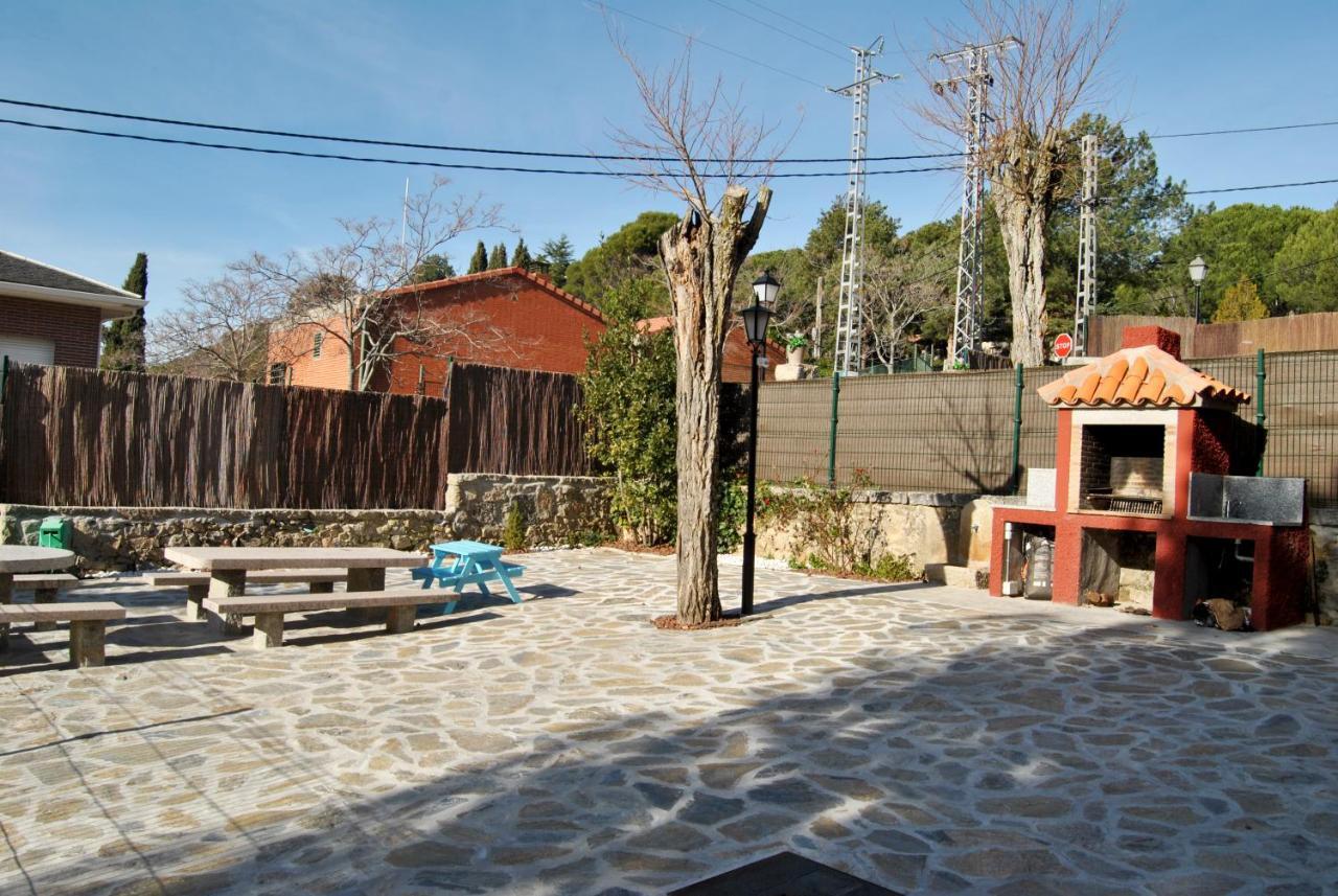 Complejo Casas Rurales Mansiones Y Villas Deluxe Collado Mediano 외부 사진