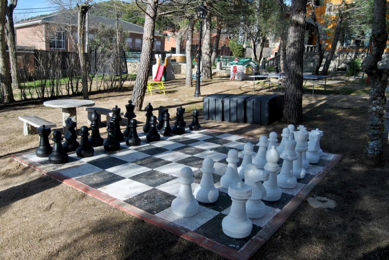 Complejo Casas Rurales Mansiones Y Villas Deluxe Collado Mediano 외부 사진