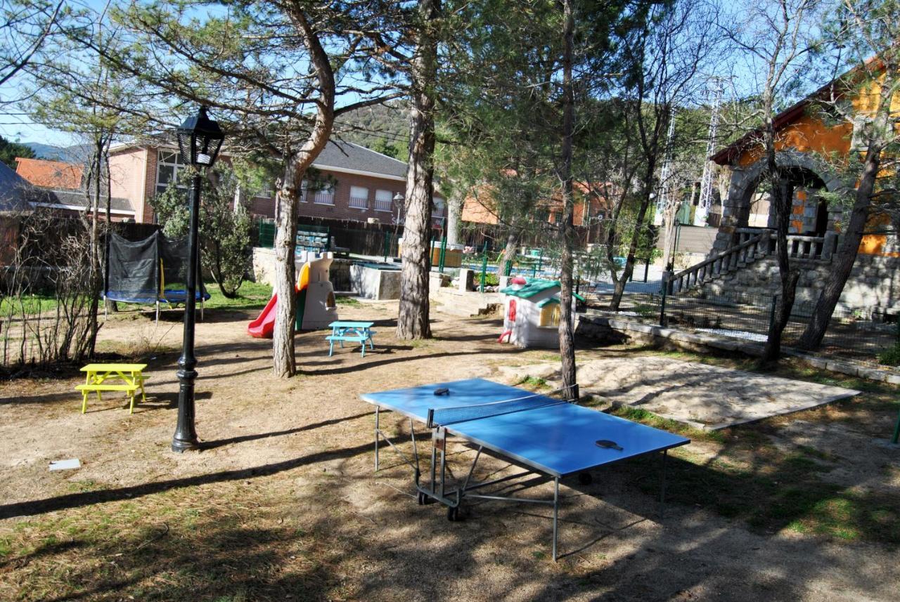 Complejo Casas Rurales Mansiones Y Villas Deluxe Collado Mediano 외부 사진