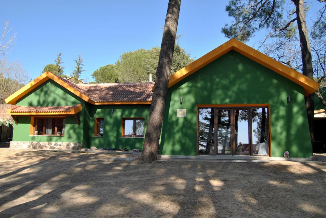 Complejo Casas Rurales Mansiones Y Villas Deluxe Collado Mediano 외부 사진